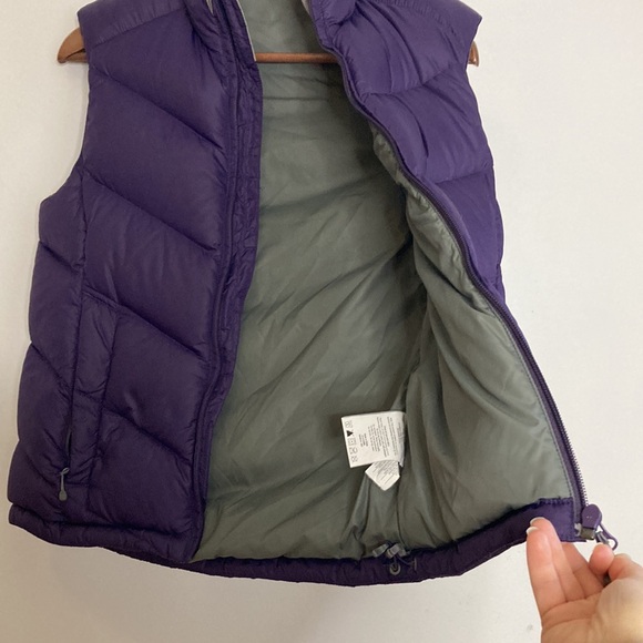 MEC Vest Womens XS Purple Softshell Goose Down Chevron Puffy Quilted Layer - Picture 11 of 15